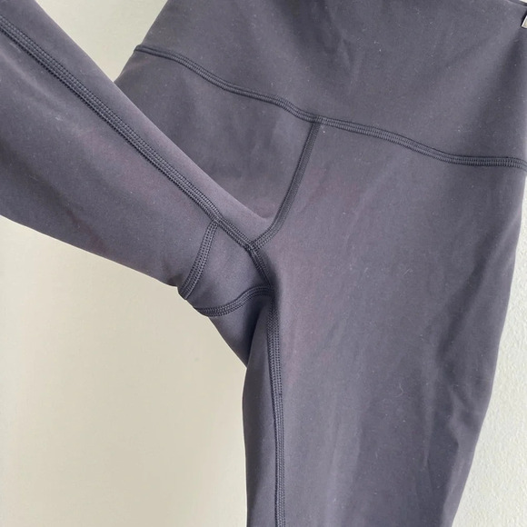 Lululemon Wunder Train High-Rise Crop 21"  Black Size 4 - Picture 10 of 13